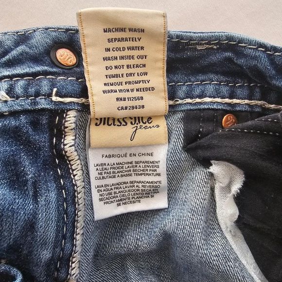 Miss Me Distressed Embellished Denim Capri Jeans Women's Size 27 EUC-BLING - Picture 12 of 12